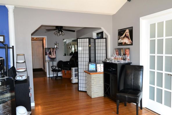 129 Walker Hill St, Crossville, TN 38555